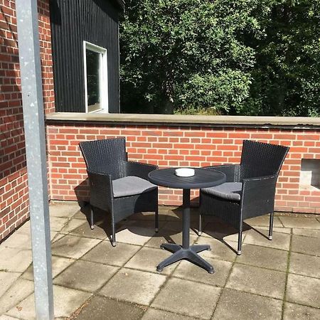Apartamento Ro I Skoven - Men Taet Pa Byen Varde Exterior foto