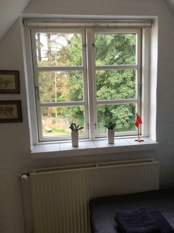 Apartamento Ro I Skoven - Men Taet Pa Byen Varde Exterior foto